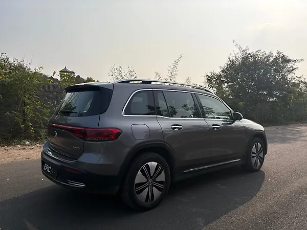 Mercedes-Benz EQB 350 4MATIC - Photo 5