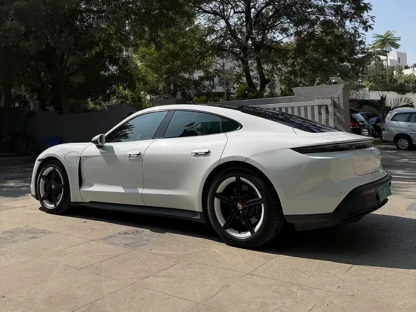 Porsche Taycan 4S [2021-2023] - Photo 6