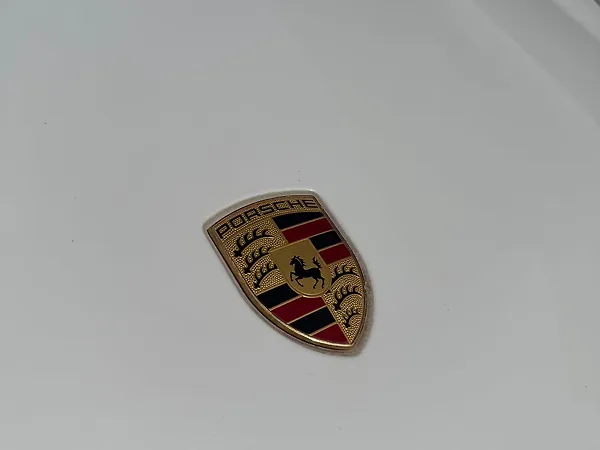 Porsche Taycan 4S [2021-2023] - Photo 8