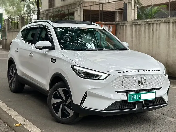 MG ZS EV Essence 50.3 kWh Dark Grey - Photo 4