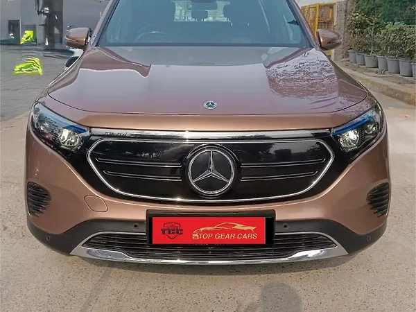 Mercedes-Benz EQB 300 4MATIC - Photo 1