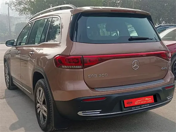 Mercedes-Benz EQB 300 4MATIC - Photo 5