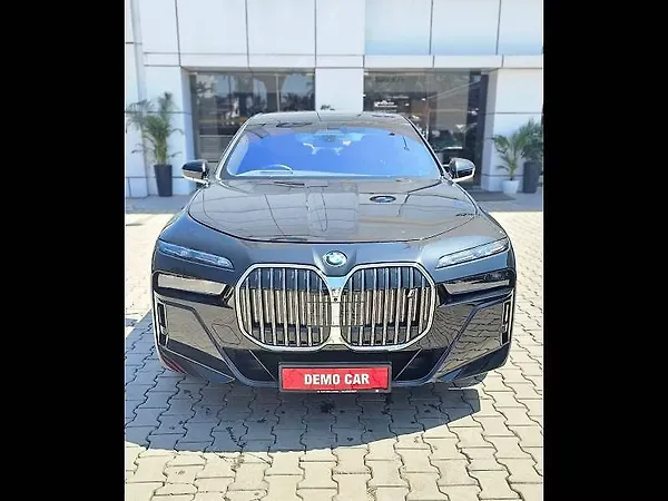 BMW i7 eDrive50 M Sport - Photo 2