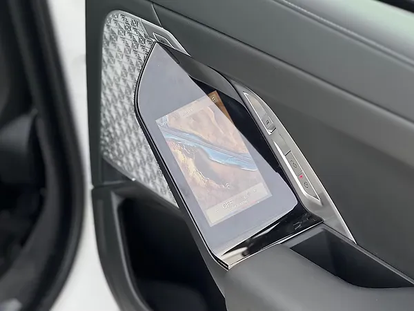 BMW i7 xDrive60 M Sport - Photo 8