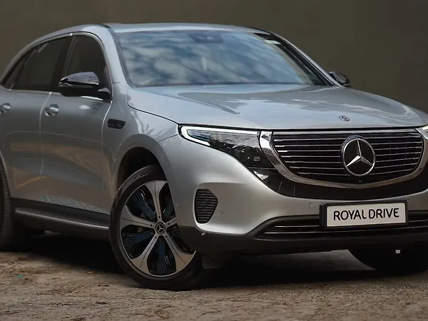 Mercedes-Benz EQC 400 4MATIC - Photo 7