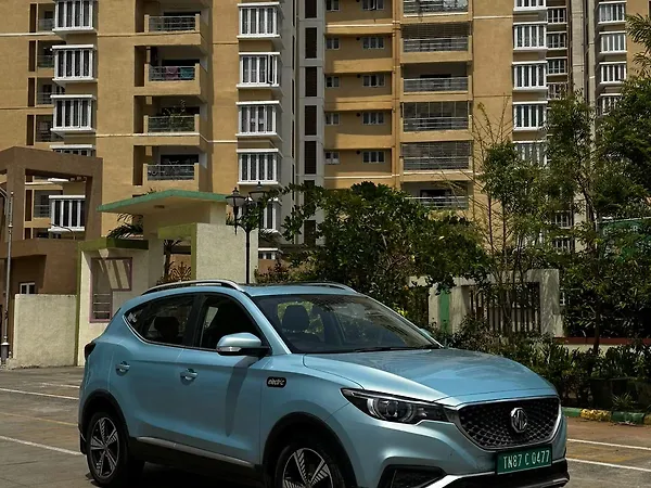 MG ZS EV Exclusive [2020-2021] - Photo 4