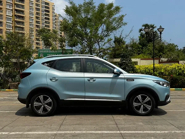 MG ZS EV Exclusive [2020-2021] - Photo 8