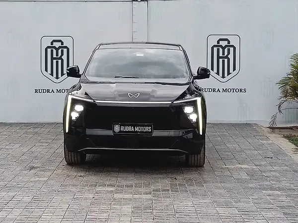 Mahindra XEV 9e Pack Three 79.0 kWh No Charger - Photo 2