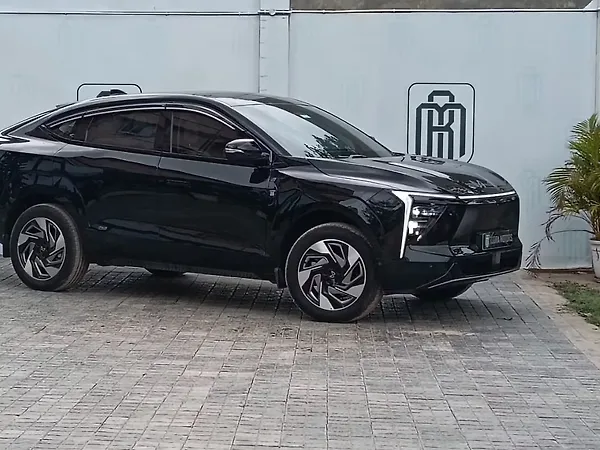 Mahindra XEV 9e Pack Three 79.0 kWh No Charger - Photo 6