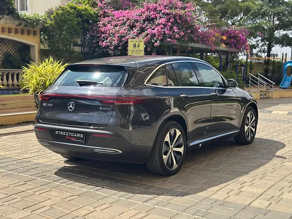 Mercedes-Benz EQC 400 4MATIC - Photo 6