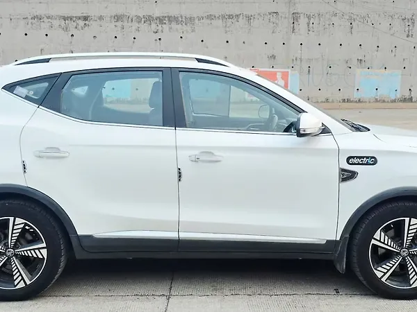 MG ZS EV Exclusive [2020-2021] - Photo 5