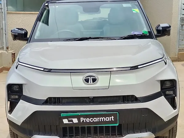 Tata Punch EV Empowered Plus S long Range 7.2 Fast Charger - Photo 6