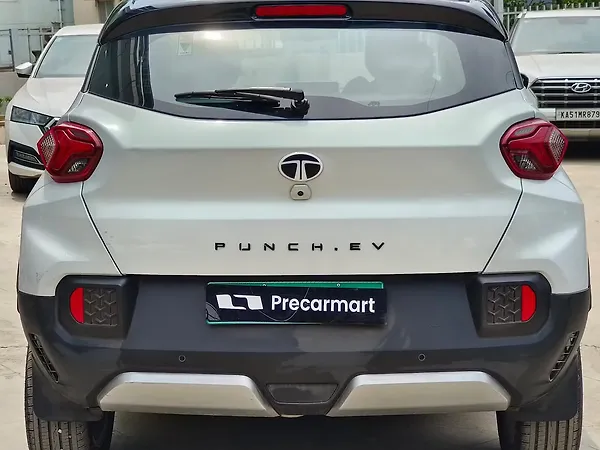 Tata Punch EV Empowered Plus S long Range 7.2 Fast Charger - Photo 4