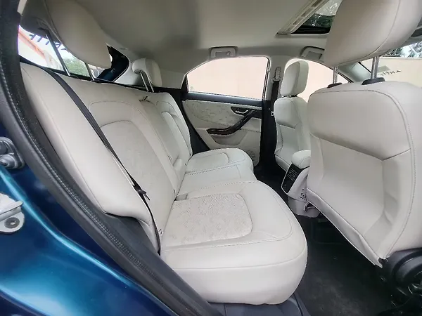 Tata Nexon EV XM - Photo 7