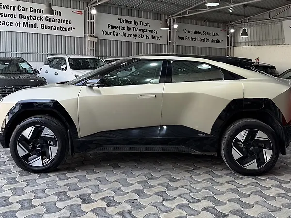 Mahindra Be 6 Pack Three 79.0 kWh No Charger - Photo 4