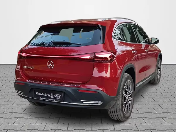 Mercedes-Benz EQA 250 Plus - Photo 5