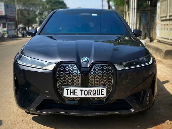 BMW iX xDrive 40 - Photo 2