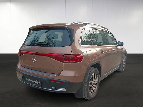 Mercedes-Benz EQB 300 4MATIC - Photo 5