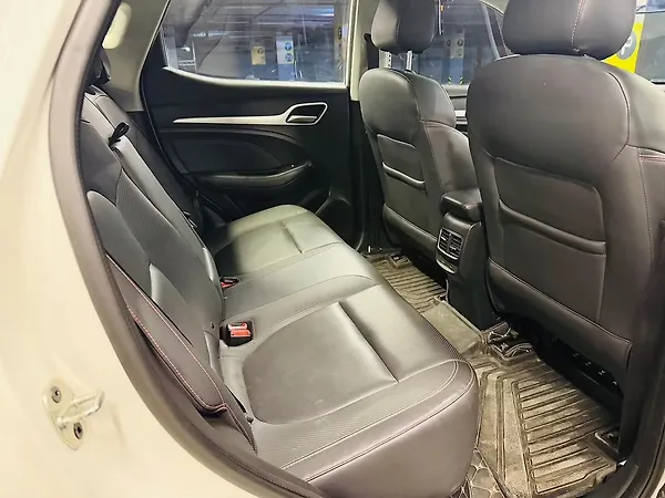 MG ZS EV Exclusive - Photo 8