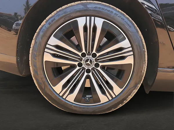 Mercedes-Benz EQS 580 4MATIC - Photo 6