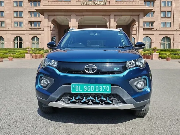 Tata Nexon EV XZ Plus - Photo 3