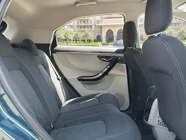 Tata Nexon EV XZ Plus - Photo 6