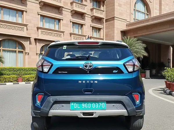 Tata Nexon EV XZ Plus - Photo 8