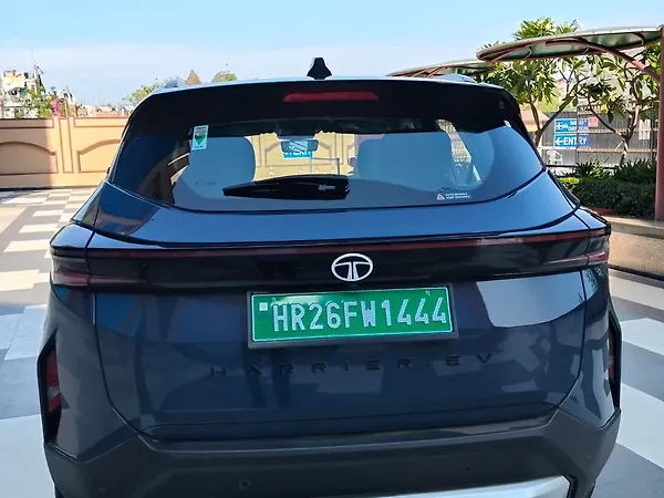 Tata Harrier EV Empowered AWD 75.0 kWh ACFC - Photo 3