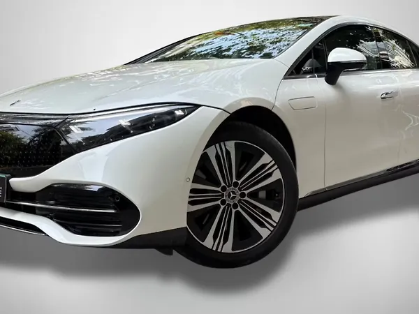 Mercedes-Benz EQS 580 4MATIC - Photo 4