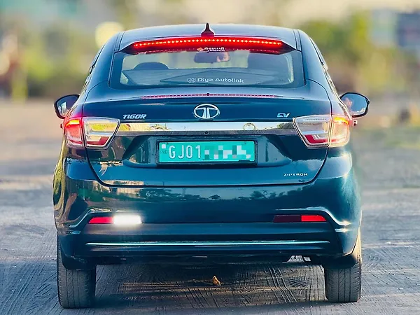 Tata Tigor EV XZ Plus 26.0 kWh - Photo 3