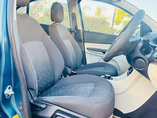 Tata Tigor EV XZ Plus 26.0 kWh - Photo 6