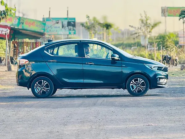 Tata Tigor EV XZ Plus 26.0 kWh - Photo 7