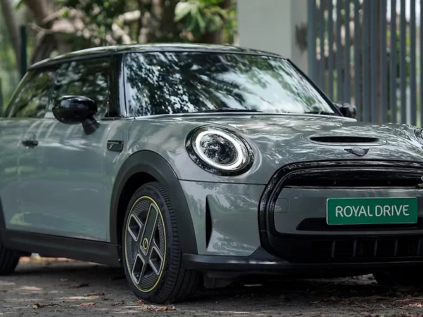 Mini Cooper SE Charged Edition - Photo 4