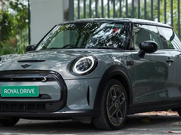 Mini Cooper SE Charged Edition - Photo 3