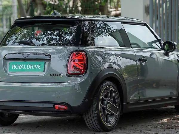 Mini Cooper SE Charged Edition - Photo 7