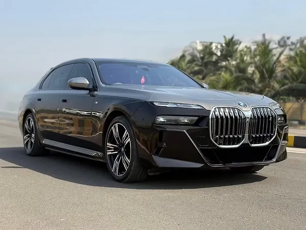 BMW i7 xDrive60 M Sport - Photo 4