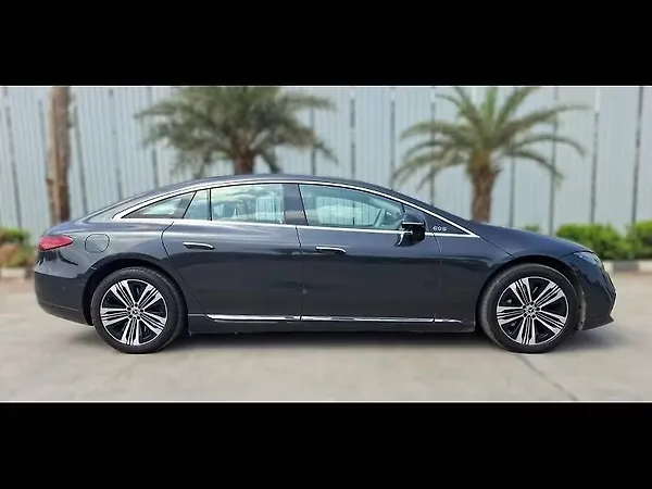 Mercedes-Benz EQS 580 4MATIC - Photo 6