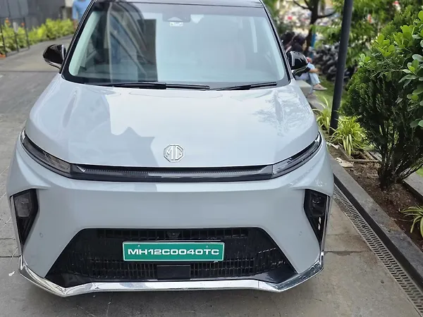 MG M9 EV Presidential Limo 90.0 kWh - Photo 4