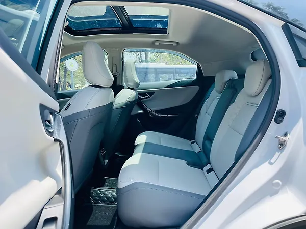 Tata Nexon EV Empowered Plus 45.0 kWh - Photo 3