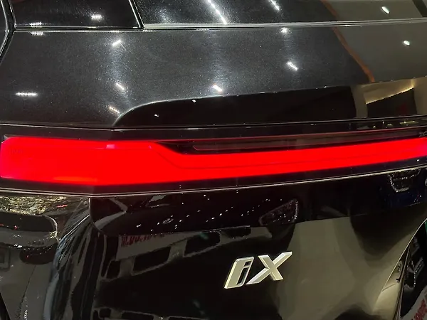 BMW iX xDrive 40 - Photo 7