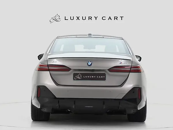 BMW i5 M60 xDrive - Photo 5