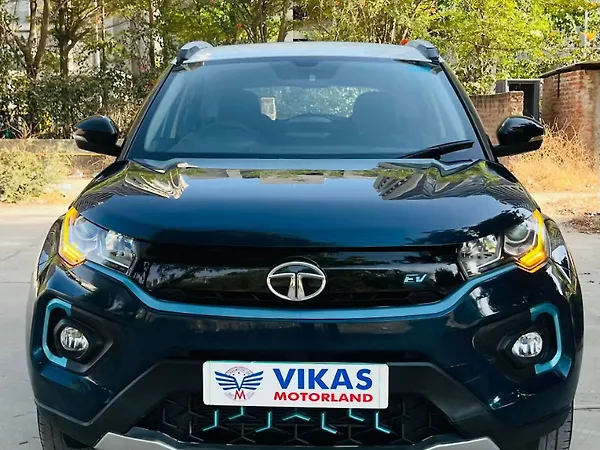 Tata Nexon EV XZ Plus - Photo 2