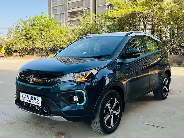 Tata Nexon EV XZ Plus - Photo 4