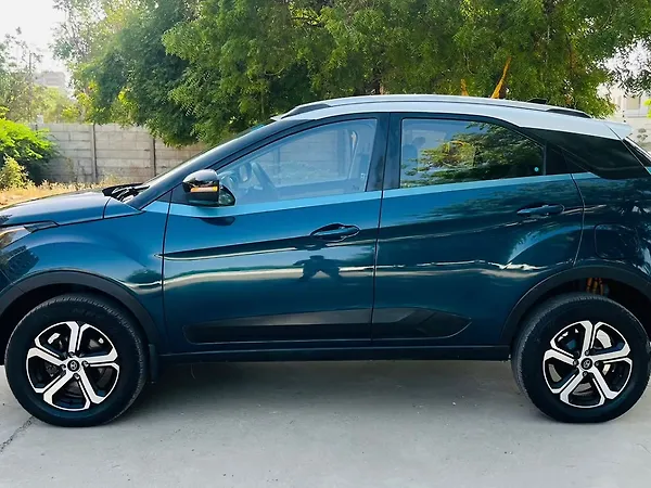 Tata Nexon EV XZ Plus - Photo 6