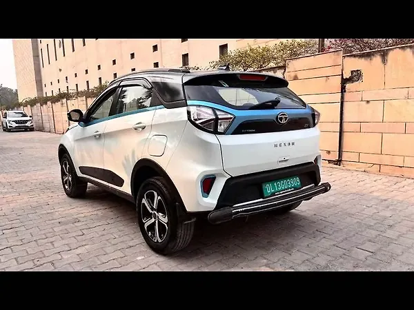 Tata Nexon EV XZ Plus LUX - Photo 1