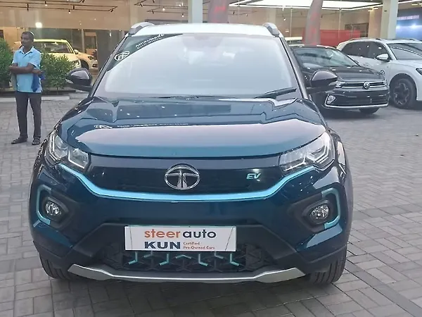 Tata Nexon EV XZ Plus - Photo 3
