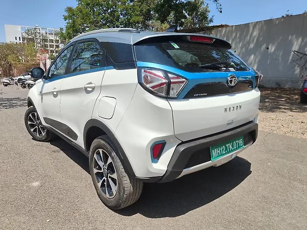 Tata Nexon EV XZ Plus - Photo 6