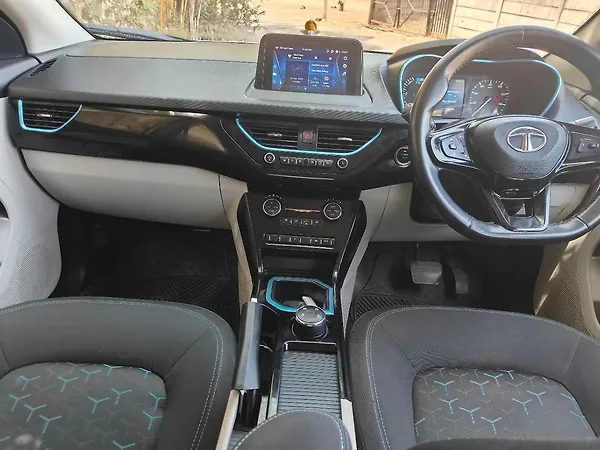 Tata Nexon EV XZ Plus - Photo 8