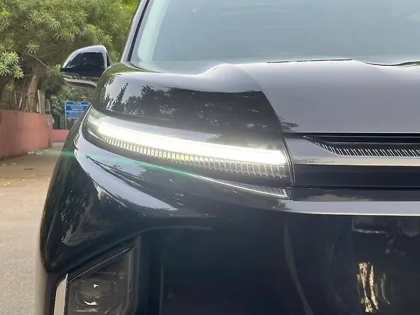 MG M9 EV Presidential Limo 90.0 kWh - Photo 5