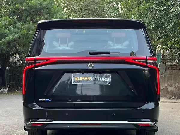 MG M9 EV Presidential Limo 90.0 kWh - Photo 8